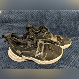 Nike Jordan Why Not Zero.3. Black/gold. Size 6.5